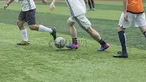 “烟台黄渤海新区举行“红心引航 ‘季’启‘篮’界”大季家村篮球嘉年华