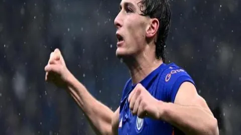 CBA激战升级：23胜16负，揭秘理论与实践的奇妙鸿沟！