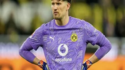 诺伊尔圣保利回归战意满满，备战国米与多特对决